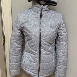 New Balance Women's Heather Gray Puffer Jacket